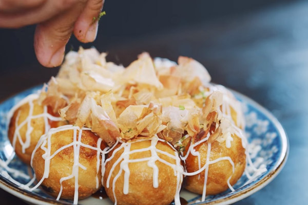 Bánh bạch tuộc takoyaki