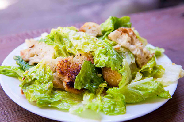 Cách làm caesar salad