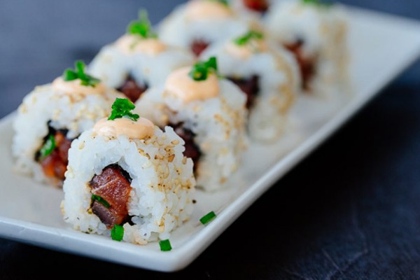 Cách làm cơm sushi ngon tại nhà đơn giản