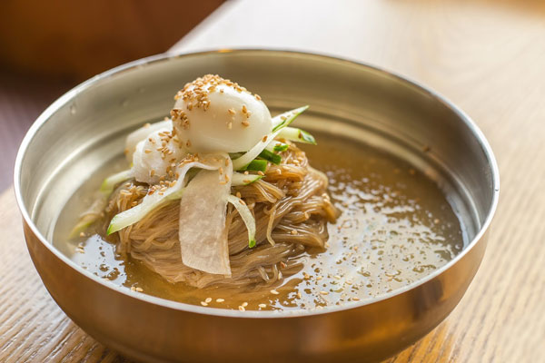mì lạnh Hàn Quốc