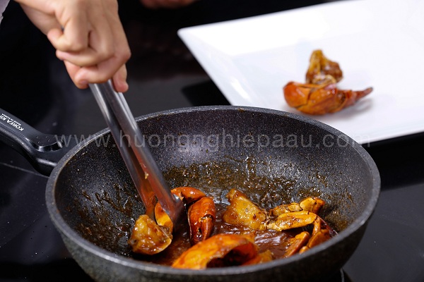 rang cua với nước sốt me