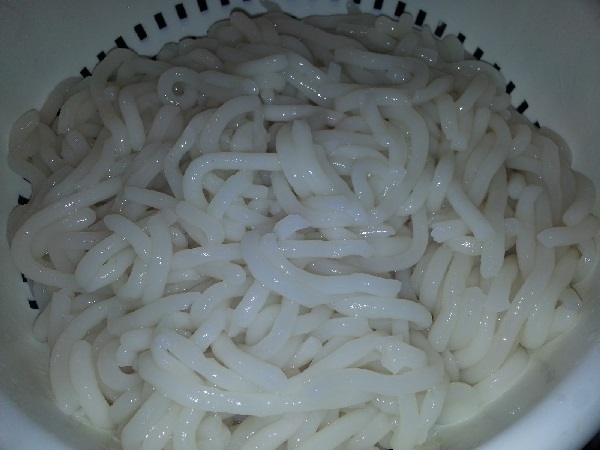 Sợi bánh canh bột lọc