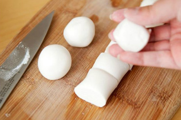 Vo tròn từng phần bột