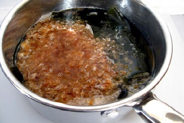 Nấu nước dùng dashi