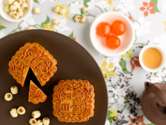 bánh trung thu nhân hạt sen của người Hoa