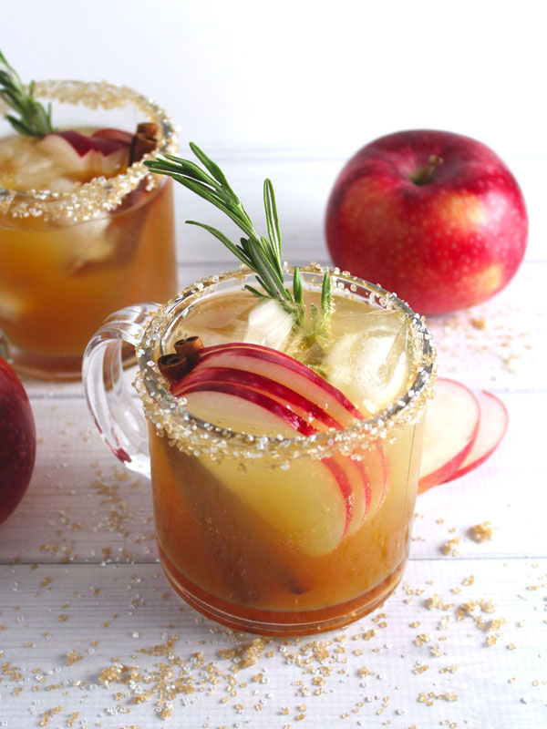 Cocktail Tangy Cider Fizz 
