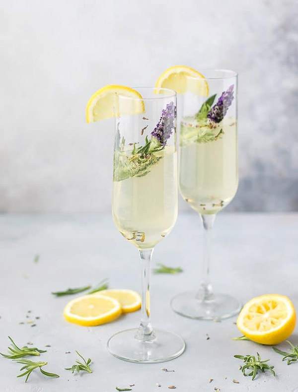 Cocktail lavender