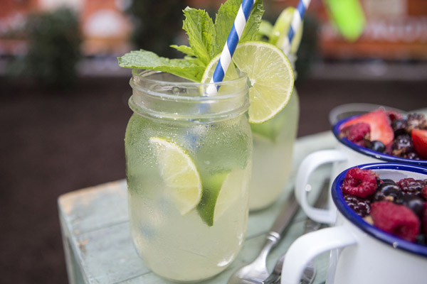 Cách pha chế mojito chanh bạc hà