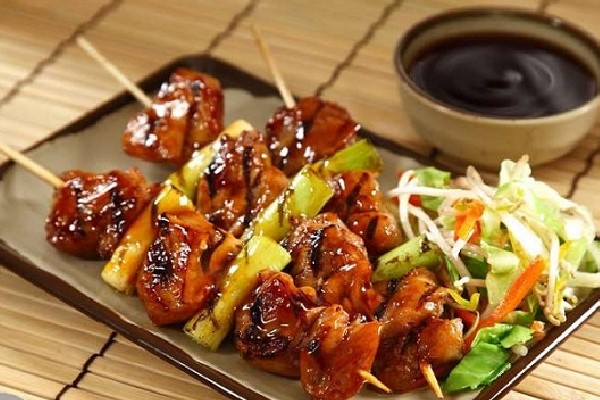 Hướng Dẫn Làm Thịt Xiên Nướng Yakitori Đúng Kiểu Nhật