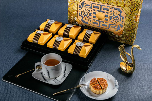 Bánh nướng nhân đậu xanh khi vừa ra lò