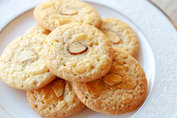 Bánh Quy Hạnh Nhân (Almond Cookies)