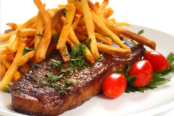 cách làm món Bò bít tết kiểu Pháp chuẩn vị