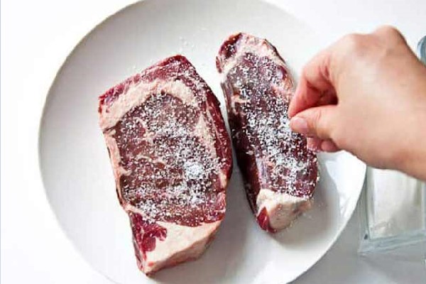 Cách Ướp Thịt Bò Bít Tết Ngon Đậm Đà Nhất