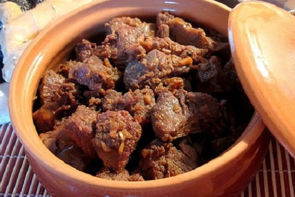 Món Thịt bò kho gừng