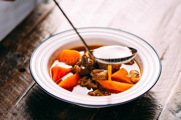 Bò Kho Nước Dừa