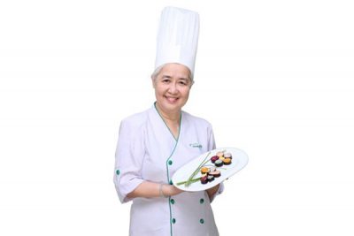 Nữ đầu bếp Nguyễn Dzoãn Cẩm Vân
