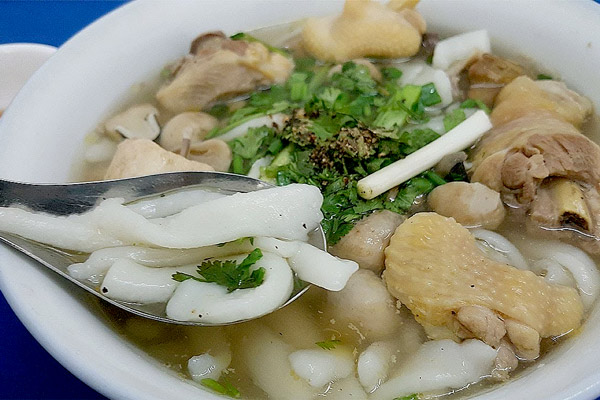 Bánh canh bột xắt miền Tây