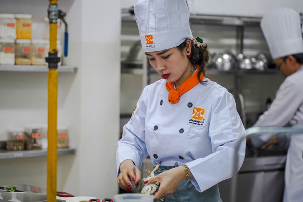 Cách nấu bánh canh để bán