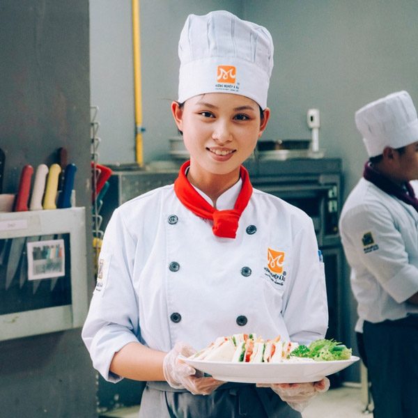 Học viên Nguyễn Linh Chi
