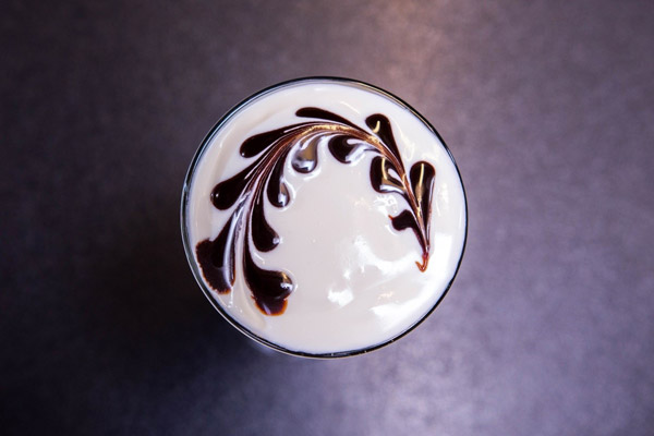 Thêm chút xốt chocolate