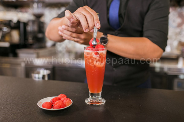 Trang trí với dưa hấu viên cho thức uống