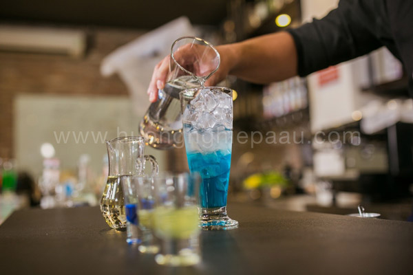 Fill up soda lên trên