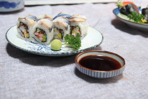 Học làm sushi