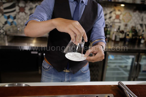 Viền muối xung quanh