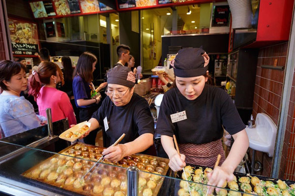 Mở quán bánh bạch tuộc takoyaki