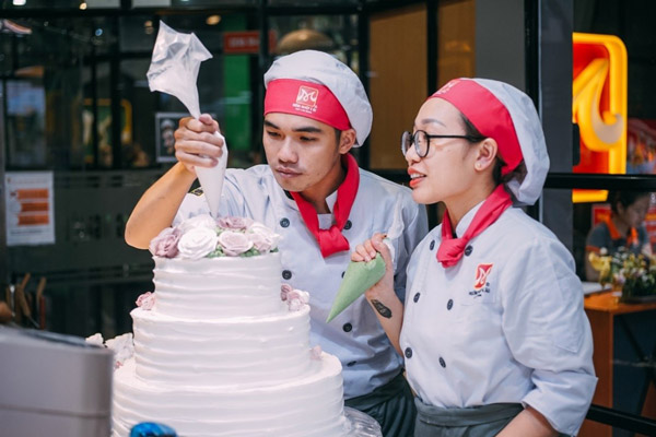 Học nghề làm bánh