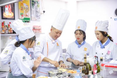 Những ngành nghề đang hot hiện nay