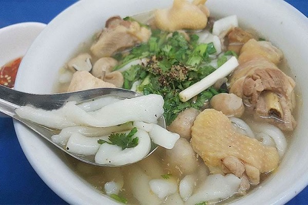 bánh canh bột xắt thịt vịt 